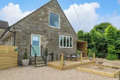 Image de Cherry Tree Cottage, pet friendly, with hot tub in Chesterfield