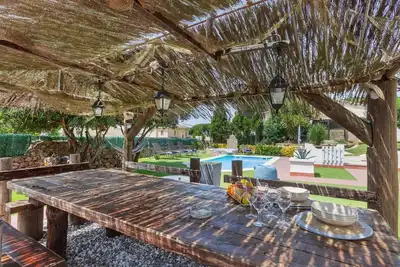 Image de Appartement dans une maison de vacances avec piscine privée, Wifi, climatisation, Tv, patio