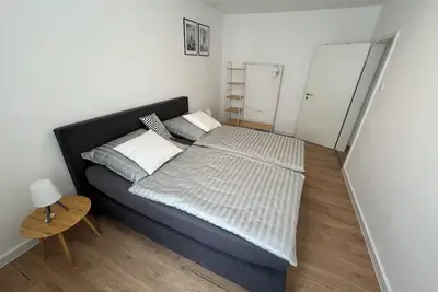 Image de Moderne Wohnung für 6 Personen in Innenstadt mit Parkplatz