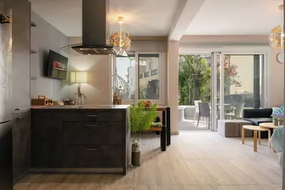Image de Family sized condo. Fully equipped. 5 min from the beach. Pet friendly.