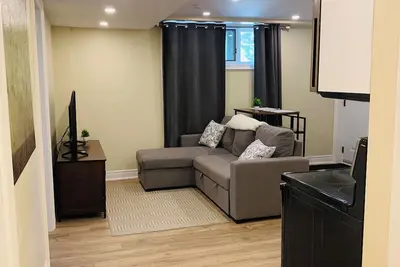 Image de Cozy 1 bedroom basement apartment. 20 mins from Niagara Falls. Walkout basement