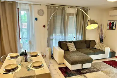 Image de 5 minutes from the center, comfortable apartment with terrace