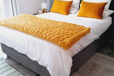 Image de Charming 2-bed apartment with Ac and WiFi in enchanting Brackenfell, Cape Town