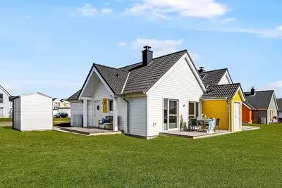 Image de Maison de 2 chambres en bord de mer à.