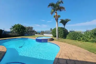 Spacious and secure modern home with exquisite views