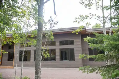 Image de Spruce House: Spring Into Relaxation at Spruce House Near Copper Harbor