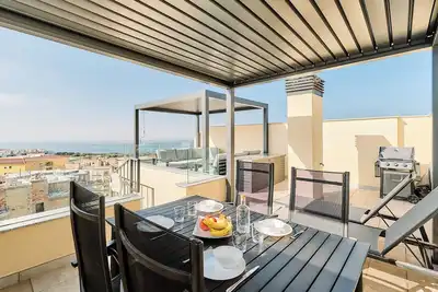 Image de Appartement 'Ático Playa Marinsa Mc01' avec vue sur mer, Wi-Fi et climatisation