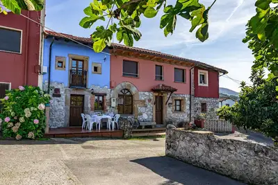 Image de Maison de campagne \"El Llosín\" avec terrasse privée, balcon et Wi-Fi