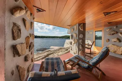 Image de Wander Petra Island