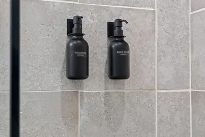 Image de Cozy 3-bedroom 5beds! Apartment in fantastic Philadelphia with Ac, WiFi!