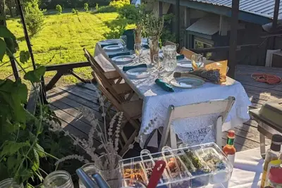 Image de 5-Acre-Secluded-Farm-Detroit-SwimmingPond-First-Black-Owned-Cider-Mill
