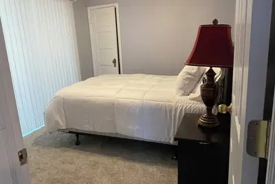 Image de Lakefront two bedroom cottage with Wifi  and Ac on enchanting Idlewild Lake