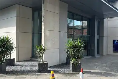 Image de Luxury 1-Bedroom Apartment in Central Birmingham, 7-Minute Walk to Station\"