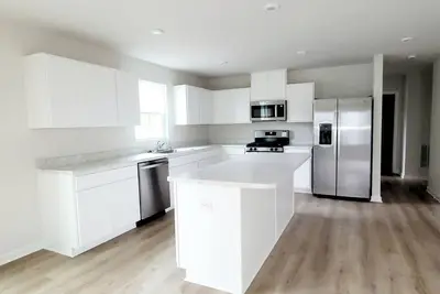 Image de Spacious 6-bedroom house in adorable Sanborn with WiFi, Ac. Near Niagara Falls.