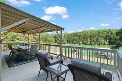 Image de Lanier Lake House 30+ nights