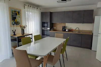 Image de Maison de 75 m2 mitoyenne Ă 5 km de Port Blanc dans le Golf du Morbihan Ă Baden