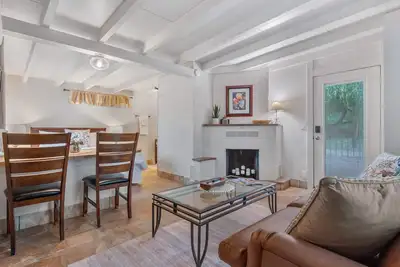 Image de Private Retreat, Pickleball, Pool, Bbq • Solana #7