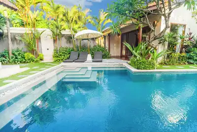 Image de Br3003 - 3 Bedroom walk to Beach Canggu/Berawa