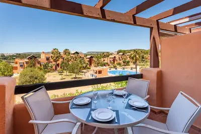 Image de Casares del Sol 2100  Pool View