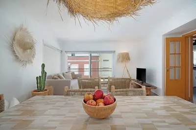 Image de Bohochic Beach Duplex Sesimbra - Charming 2 bedroom in delightful apartment