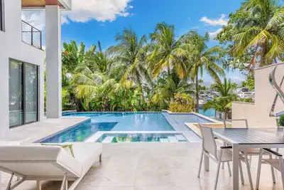 Image de Villa Waterfront Miami 6 Bedrooms Luxury 14ppl Family or Big Group Friendly