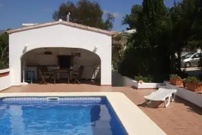 Image de Ferienhaus mit 2 Bädern, Grillhaus in Schöner Ruhiger Umgebung