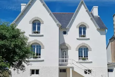 Image de Maison de charme avec vue mer et jardin à Plouhinec, Finistère