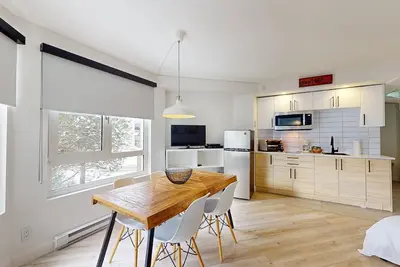 Image de 1-204 : Studio Supérieur - 2 personnes