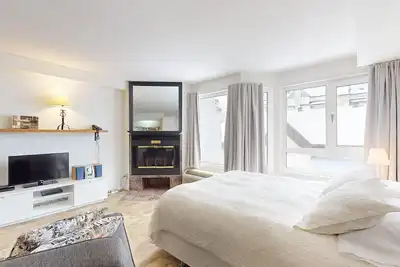 Image de 1-211 : Studio Supérieur - 4 personnes.