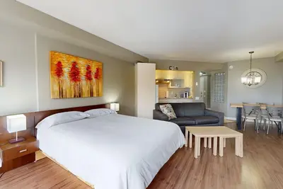 Image de 1-411 - Studio Supérieur - 4 personnes.