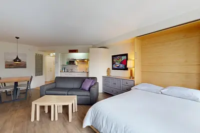 Image de 1-412 : Studio Supérieur - 4 personnes.