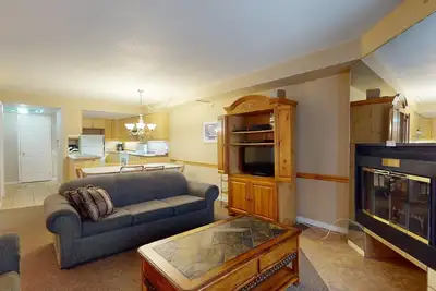 Image de 6-301 : Condo - 2 chambres - 6 pers.