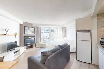 Image de 6-408 : Studio Supérieur - 4 personnes.