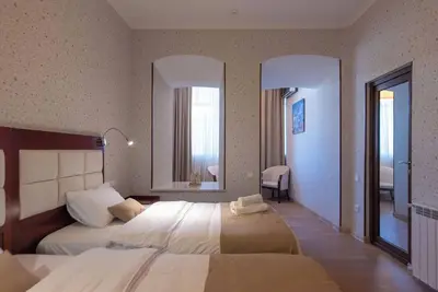 Image de Kraveli Hotel