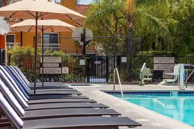 Image de 1br Suite, Clementine Hotel & Suites, Fireplace, Heated Pool, Close to Disney