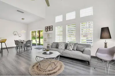 Image de 4-bedroom Disney Vacation Villa in Wonderful Kissimmee with Ac, WiFi, Fitness