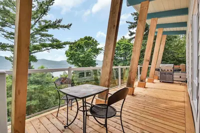 Image de Chalet avec vue sur le fleuve et spa -Le pin blanc