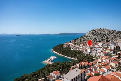 Image de Appartement de trois chambres avec le balcon et la vue sur le mer Drage, Biograd (A-23455-a)