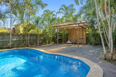 Image de 4-Bed Beach Retreat with Pool & Outdoor Dining