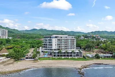 Image de Zantamar 307b: Beachfront Suites w Ocean Views