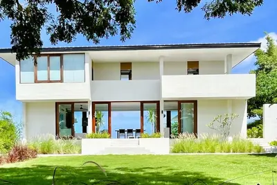 Image de 4-Bedroom Luxury Pool Residence, Selong Belanak Ocean View, Selong Selo Resort