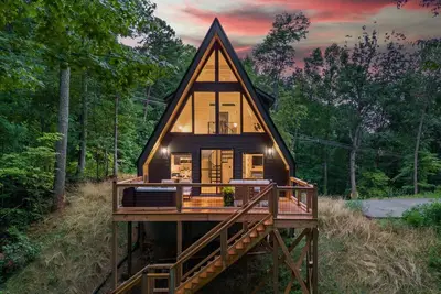 Image de Stunning Mountaintop A-frame - Hot Tub - Ev Charge