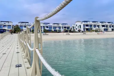 Image de Palm Villa with Beach Access -Rooftop Garden &Pool