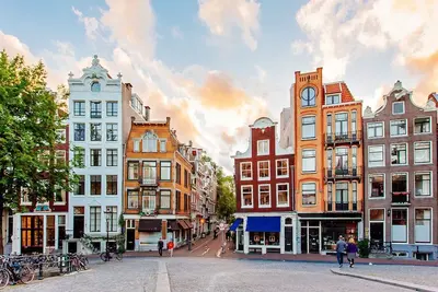 Image de A Tranquil Haven near Amsterdam Canals