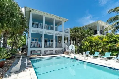 Tranquil Tides~ Waterfront Pool Home 75` Dock!