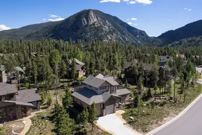 Image de Royal Mountain Vista: Frisco Luxury Retreat