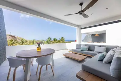 Image de New | \"Casa Luna\" Luxury Apartment at Blue Bay