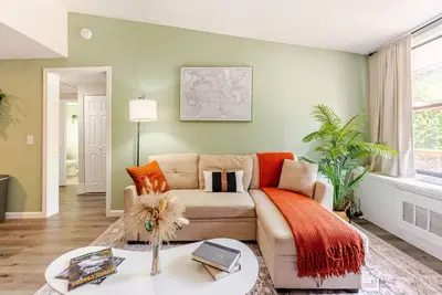 Image de Cozy 1br Apt - 6mi to Ft Moore