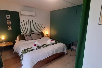 Image de Kalaoula àTerre-Sainte, 3 chambres, jardin cosy, jacuzzi, à 5mn de la plage