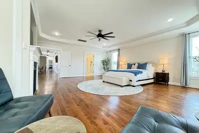 Image de Richmond Ridge - 4bd/4. 5ba and Garage